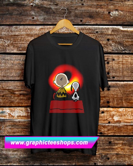 Snoopy and Charlie Brown watching Black Hole T Shirt (GPMU)