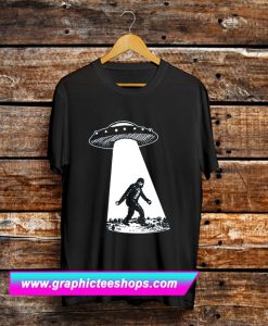 Bigfoot Ufo T Shirt (GPMU)