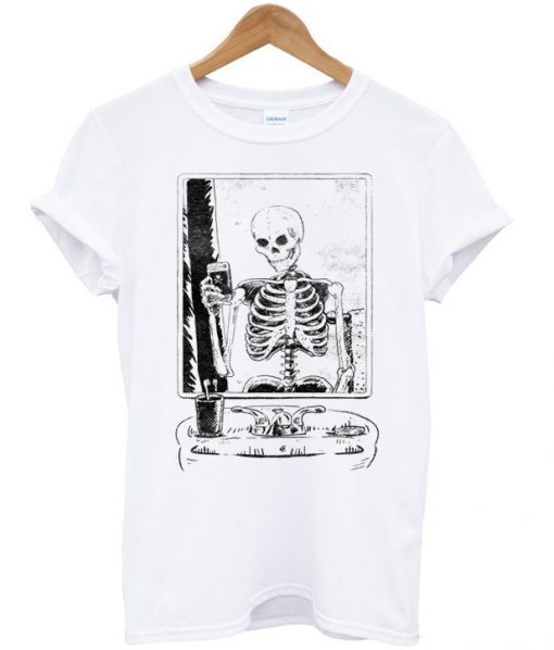 SKELFIE Skeleton Taking A Selfie T Shirt (GPMU)