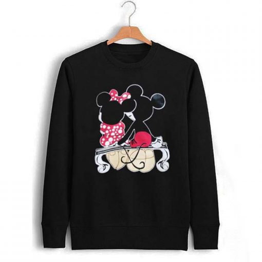 Mickey and Minnie Sweatshirt (GPMU)