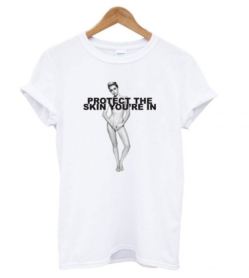 Miley Cyrus Poses Nude for Charity T shirt (GPMU)