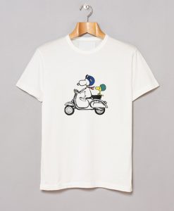 Snoopy and Woodstock on a Vespa T-Shirt (GPMU)