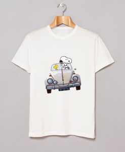 Snoopy Gift Snoopy Lover Snoope And Woodstock Driving Car T Shirt (GPMU)