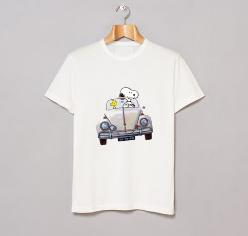 Snoopy Gift Snoopy Lover Snoope And Woodstock Driving Car T Shirt (GPMU)