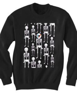 21 Plots Skull Funny sweatshirt